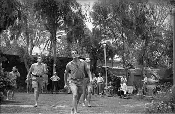 Norvégiens à Bagdad lors des célébrations du jour de la Constitution. Photo de Finn Bergan (no), mai 1941