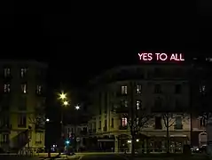 YES TO ALL, Sylvie Fleury, 2007, dans le cadre de Neon Parallax, Plaine de Plainpalais, Genève