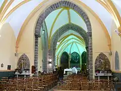 L’intérieur de l'église Saint-Jean-Baptiste.