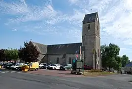 L’église Saint-Mathurin. (Guilberville).