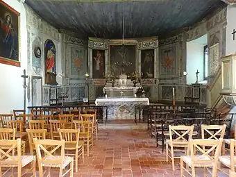 La nef et le chœur.