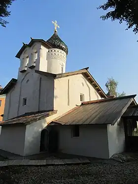 Église Saint-Serge-de-Zaloujé à Pskov ph 296 2016.jpg