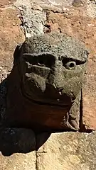 Église d'AboulTête de lion.