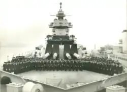 Équipage, pendant les dernières années, à Toulon.