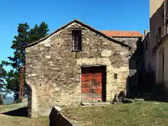 Maison à l'ouest du village