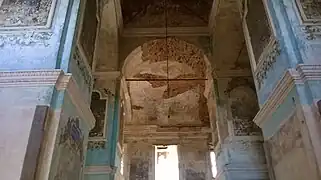 Intérieur de l'église de la Nativité.