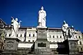 Monument à la princesse Olga sur la place Mykhaïlivska  à Kiev