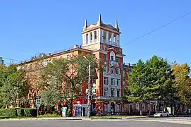 Immeuble résidentiel de l'Avenue Mira, no 43.