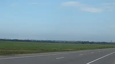 Champ près de Mikhaïlovka vu depuis l'A370.