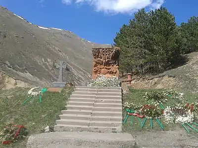 Ծաղկեպսակներ Մեծ եղեռնի զոհերի հիշատակին