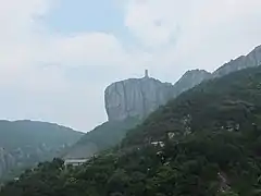 paysage de la grotte de la corne de chèvre (羊角洞)