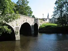 Le pont sur le Viroin à Olloy-sur-Viroin.