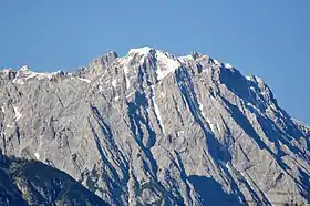 Vue de la face sud-ouest du Walderkampturm, du Hohe Fürleg et de la Walderkampspitze.