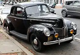 Business coupé Standard.