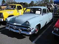 Coupé "Business" de 1954.