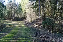 Le terril côté parking.