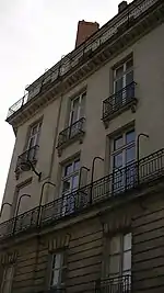 Immeuble sur cours Cambronne