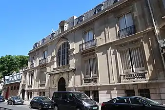 No 3 : immeuble fin XIXe siècle.