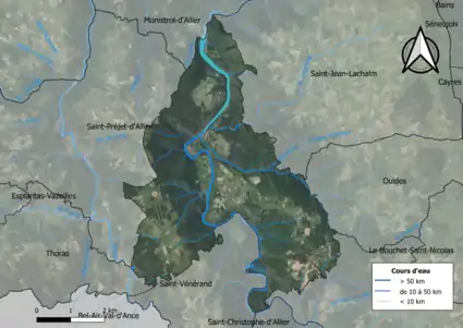 Vue aérienne du territoire communal.