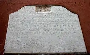 Plaque du décret de 1704