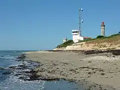 Saint-Clément-des-Baleines. L'ancienne Tour des baleines, le Phare des baleines et le sémaphore.