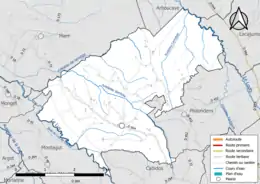 Carte en couleur présentant le réseau hydrographique de la commune