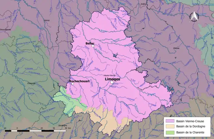 La Haute-Vienne est découpée en trois sous-bassins administratifs : « Vienne-Creuse », « Charente » et « Dordogne ».