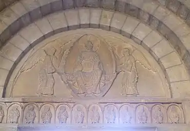 Tympan ouest de l'Abbaye de Charlieu.