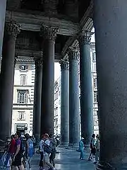 photo des colonnes
