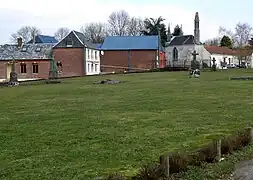 La partie ancienne du cimetière.