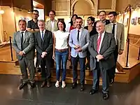 Un groupe de personnes.