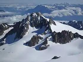 Vue du versant sud de l'aiguille du Tour.