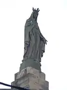 Statue de la Vierge.