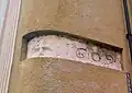 1609 gravé à l'angle de la chapelle