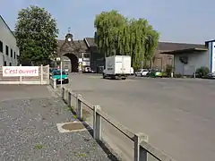 Le puits du Pavé Sud et les ateliers centraux.