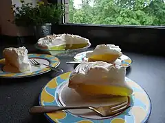 Tarte au citron meringuée fabriquée à base d'aquafaba.