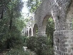 Aqueduc de l'arboretum de Trsteno.
