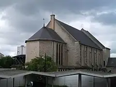 Arrière et chœur de l'église,