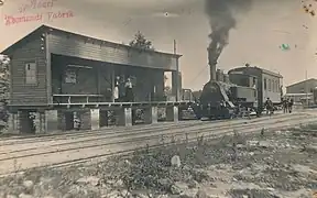 L'ancienne gare reliée à la gare de Sonda,