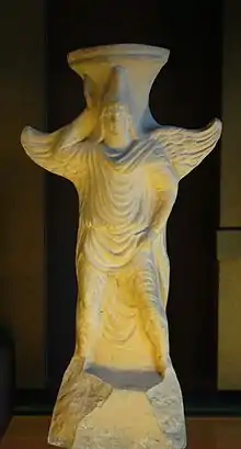 Brûle encens représentant Attis, production de Tarse, IIe siècle av. J.-C. ou Ier siècle av. J.-C. Musée du Louvre.