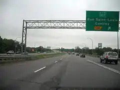 Sur l'autoroute 50, un panneau de sortie pour la route 307 à Gatineau.