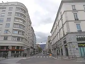 Image illustrative de l’article Avenue Félix-Viallet