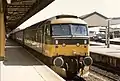 British Rail Class 47 The Queen Mother de ScotRail livery sur la voie 4 en 1986