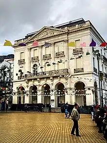Banque de l'Algérie, place du 1er novembre.