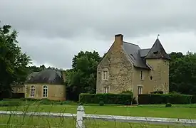 Le manoir du Palais et la chapelle Sainte-Barbe.