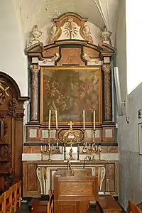 L'autel latéral sud.