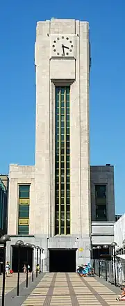 Tour de l'horloge de la Gare de Bruxelles-Nord.