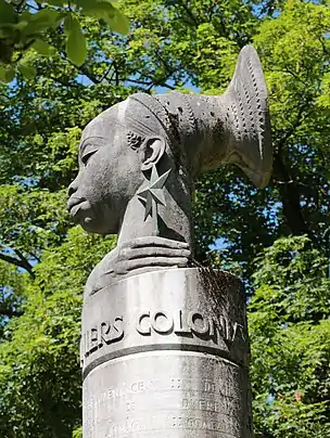 La tête de femme et l'étoile.