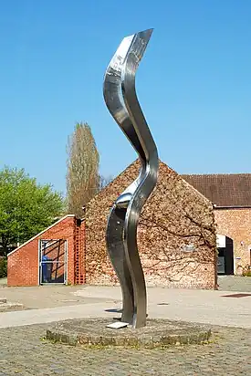 Ovo(Abelardo Mancinas, 1989).