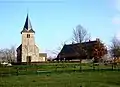 L'église et l'arrière du manoir de Vertot.